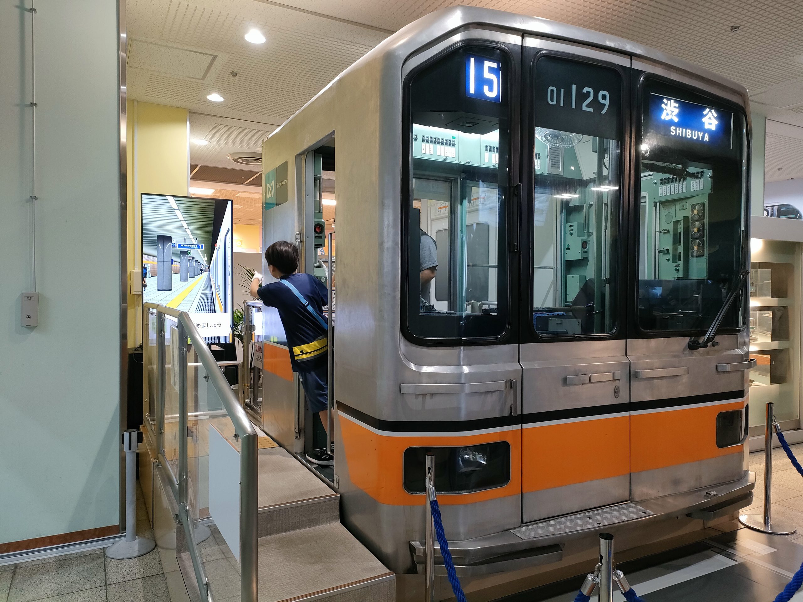 はじめまして。1歳でプラレールに出会った息子と、親子鉄道旅を楽しんでいます